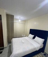 Estudio City | Decoración individual, mobiliario individual, wifi gratis