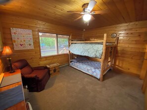 3 habitaciones y ropa de cama 