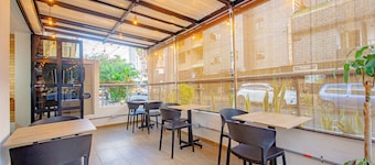 Novus Laureles