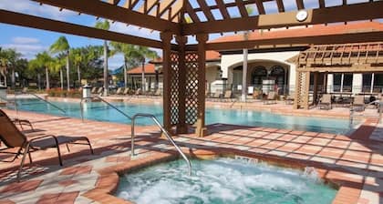 Luxury 7 bedroom Villa on the gated Bellavida Resort, close to everything Disney