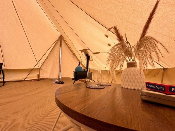 Interior - Barn Owl Tent in Meadow (Chackmore)