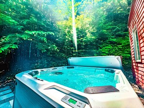 Bain à remous extérieur