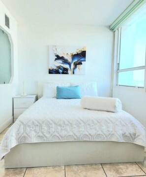 1 soverom, strykejern/-brett, reiseseng for barn og wi-fi