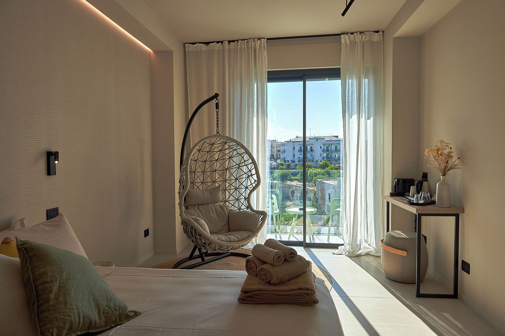 Deluxe-Zimmer, Balkon, Meerblick | Hochwertige Bettwaren, Daunenbettdecken