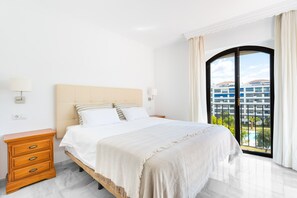 2 quartos, ferros/tábuas de passar roupa, Wi-Fi de cortesia