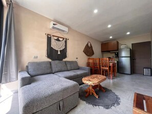 Superior Double Room, City View | Living area - Gautama 105 (Tulum)