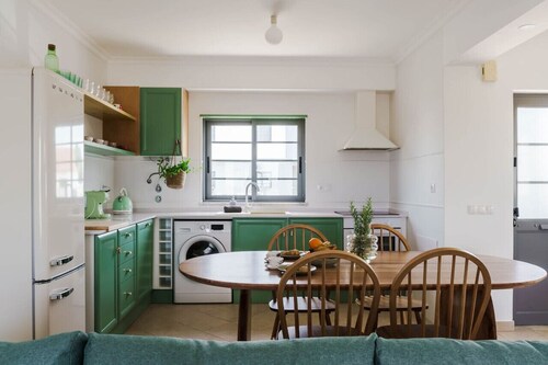 Green Breeze Escape!