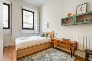 WiFi、ベッドシーツ