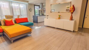 Smart TV, offices