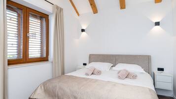 2 chambres, fer et planche Ă repasser, Wi-Fi, draps fournis