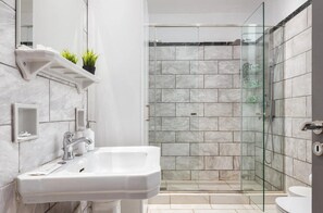 Shower, towels, soap, shampoo