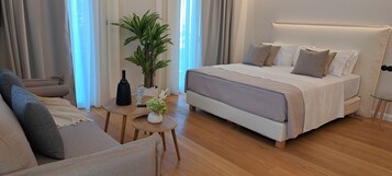 Deluxe Σουίτα (Ioanna) | 1 υπνοδωμάτιο, χρηματοκιβώτιο στο δωμάτιο, ηχομόνωση, σίδερο/σιδερώστρα 