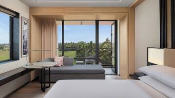1 bedroom, premium bedding, in-room safe, desk