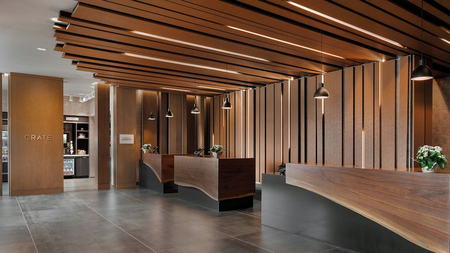 Courtyard by Marriott Milwaukee Brookfield at Poplar Creek