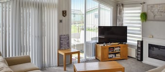 Meadows Lodge - UK46825