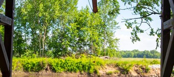 Technicolor River Retreat - Private get-away an hour outside of Chicago!