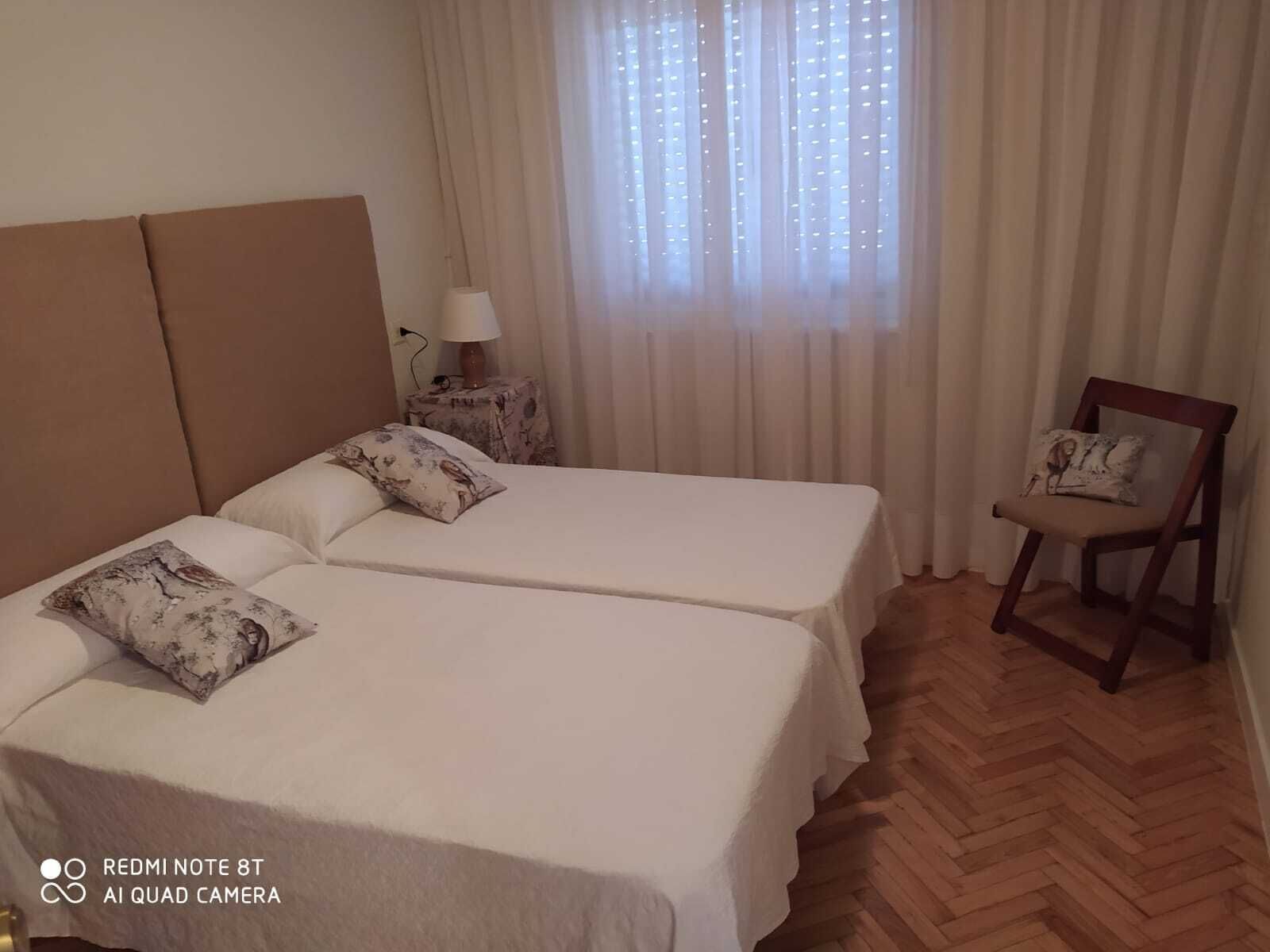 2 bedrooms, iron/ironing board, bed sheets