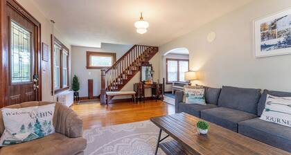 Pine Park - Charming 5 BR home