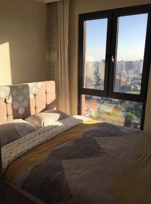 2 bedrooms