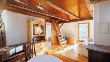 8 sovrum, skrivbord, resesÀng och gratis wi-fi