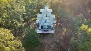 Exterior - Modern A-FRAME cabin in the Ozark Mountains with amazing views! (West Fork)