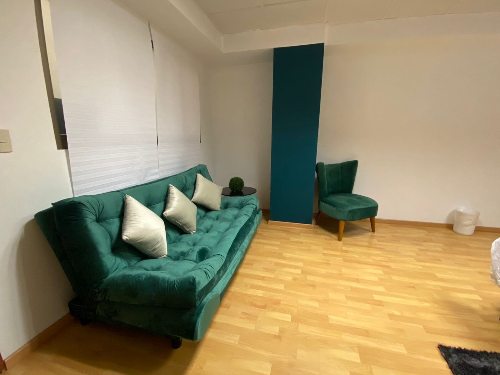 Habitación doble junior, vista a la ciudad | Escritorio, espacio para trabajar con laptop y wifi gratis 