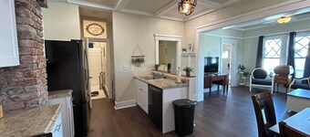 Unit 1 - Copper - Pinal Creek East - private yard - wifi - central location