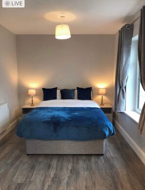 1 Schlafzimmer, Bügeleisen/Bügelbrett, kostenloses WLAN, Bettwäsche