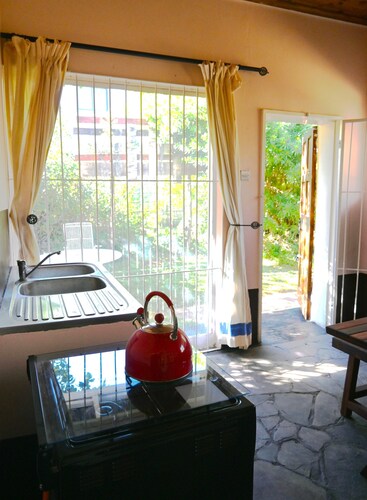 Private and charming room in Avondale, Harare's Diplomatic area