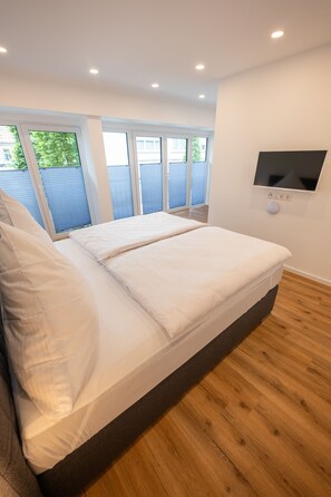 1 habitación, tabla de planchar con plancha, wifi y ropa de cama 