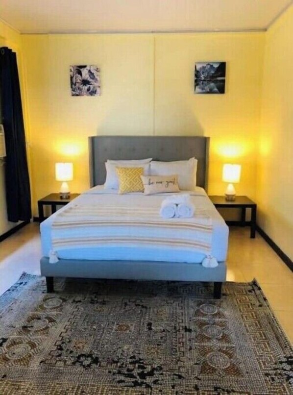 4 bedrooms, WiFi, bed sheets