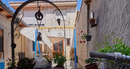 Country Home 'Casa Pita' with Private Terrace, Private Garden and Wi-Fi