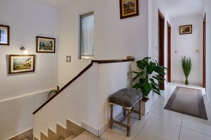 Interior - Country Home 'Casa Pita' with Private Terrace, Private Garden and Wi-Fi (San Justo De La Vega)