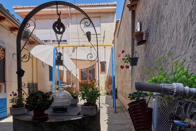 Country Home 'Casa Pita' with Private Terrace, Private Garden and Wi-Fi