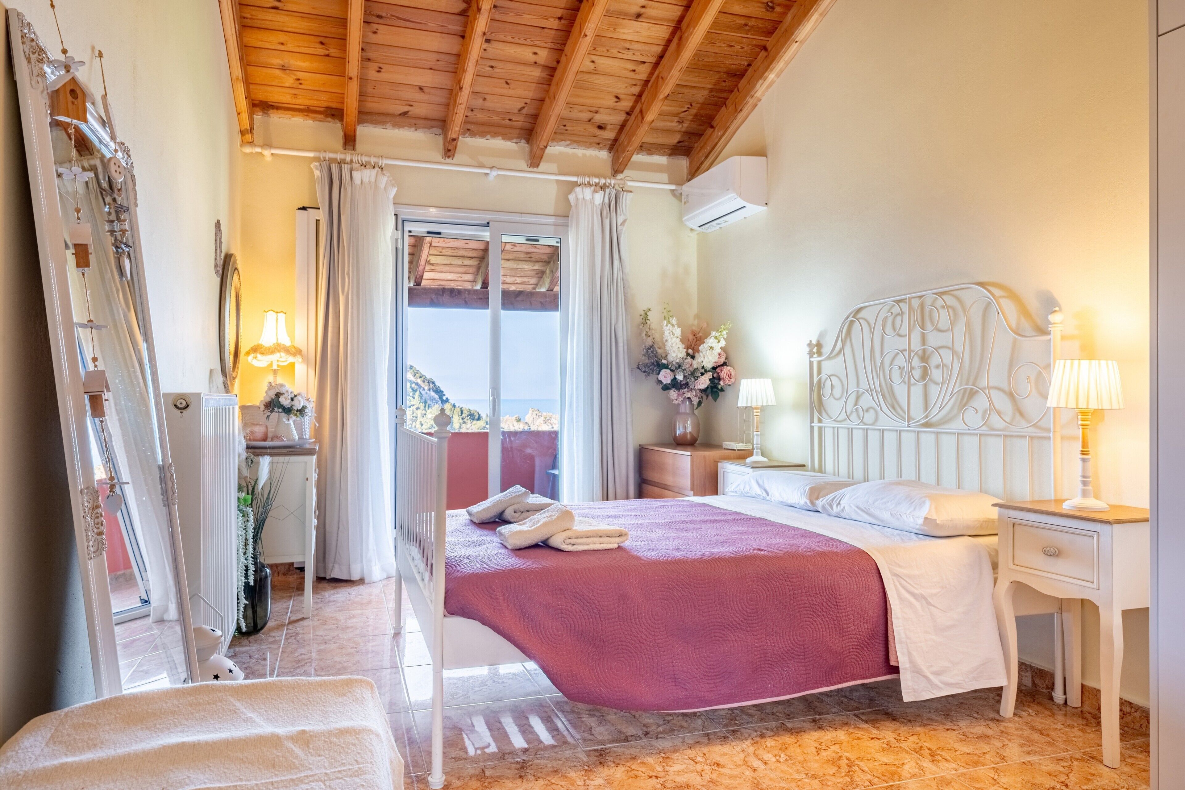2 chambres, Wi-Fi gratuit, draps fournis