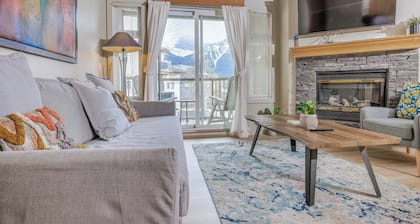 Lovely Mountain View 2BR 5BED