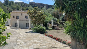 Jardines del alojamiento