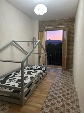 7 chambres, Wi-Fi, draps fournis