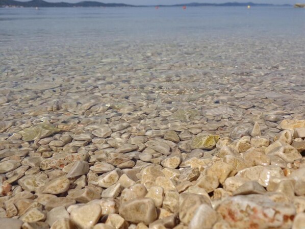 Beach - Beautiful new apartment only 2 minutes walk from the sea... (Sveti Filip i Jakov)