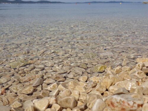 Beautiful new apartment only 2 minutes walk from the sea...