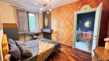 9 bedrooms, iron/ironing board, free WiFi, bed sheets