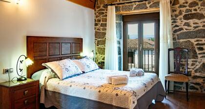 Country House 'Casa Rural Del Tormes' with Mountain View, Private Terrace and Private Garden