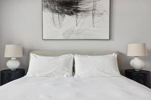 Deluxe Apartment (Self Check-in with Virtual Front Desk) | Individually decorated, individually furnished, iron/ironing board - Kasa NoDa Charlotte (Charlotte)