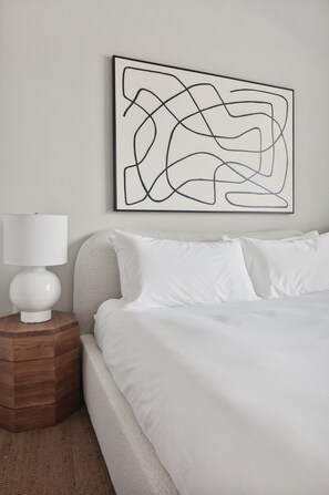 Family Apartment (Self Check-in with Virtual Front Desk) | Individually decorated, individually furnished, iron/ironing board - Kasa NoDa Charlotte (Charlotte)
