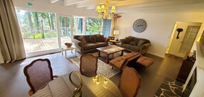 TV connectée, cheminée