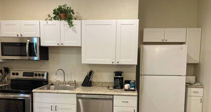 Unit 2 - Silver - Pinal Creek East - wifi - king bed