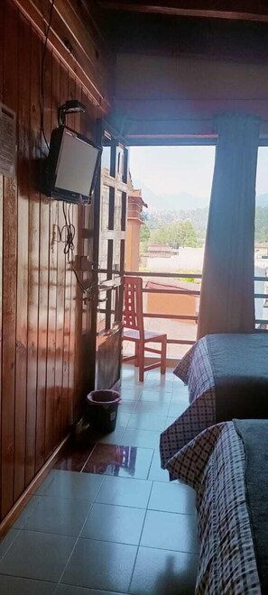 Familienzimmer, Talblick