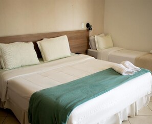 Premium-suite - byudsigt | 1 soveværelse, allergivenligt sengetøj, minibar