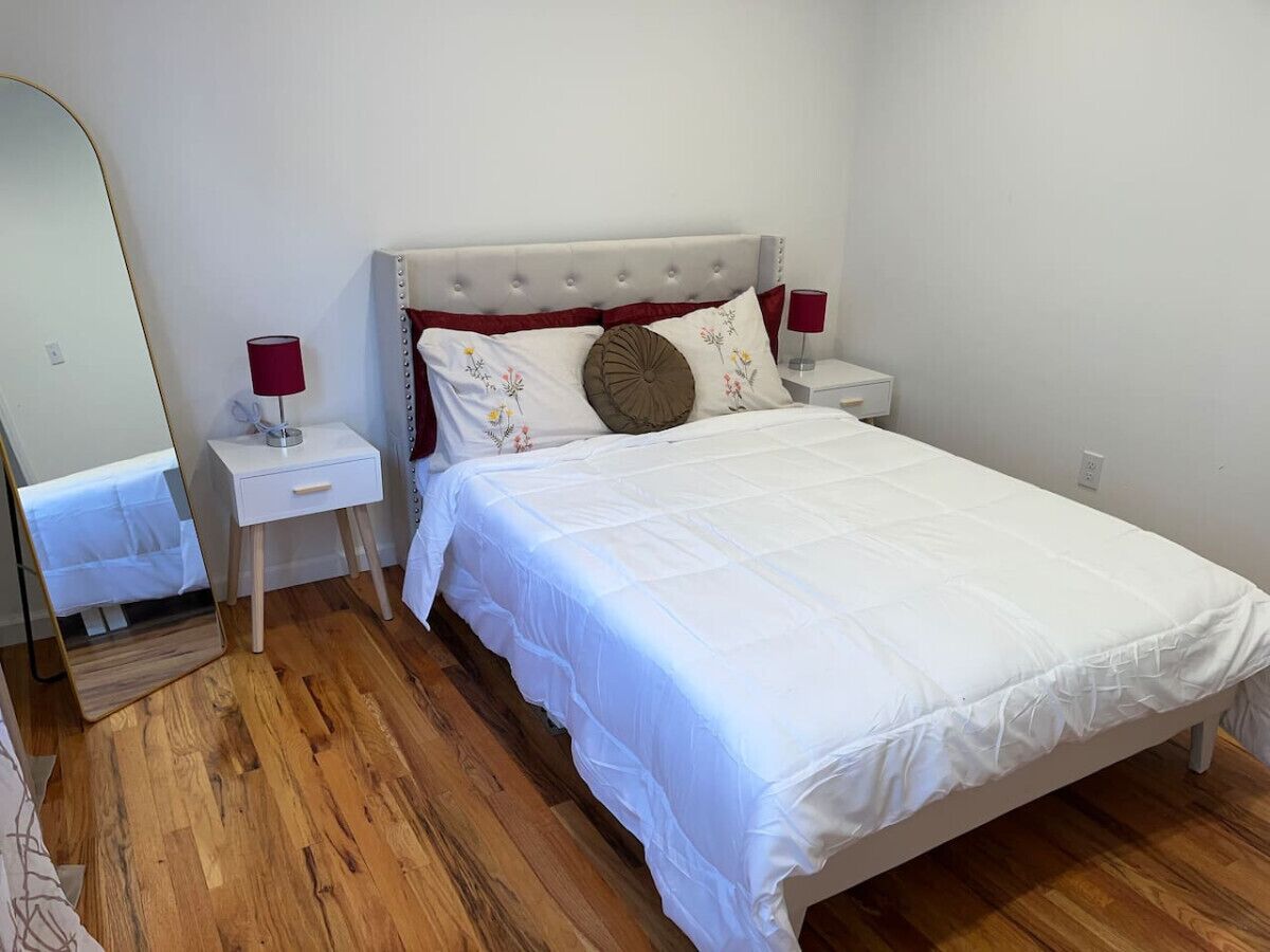 Harmony in the Heights |  BR 2 (Private Room)  | 30 mins to NYC