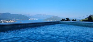 A heated pool - Bay View Village -Villa Eléanora 4 (Herceg Novi)